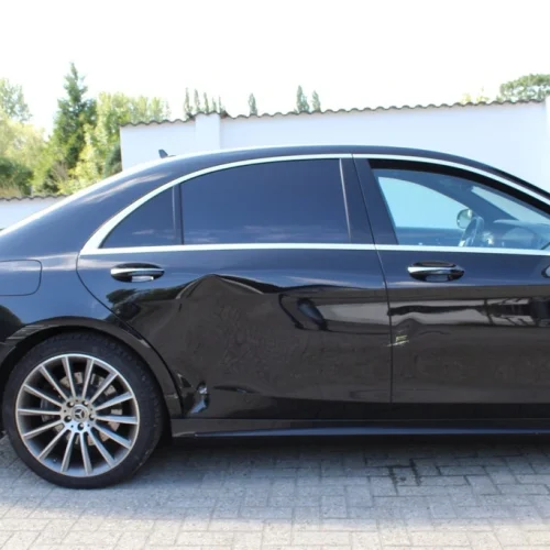 Leasingfahrzeug mit Unfallschaden in der Werkstatt